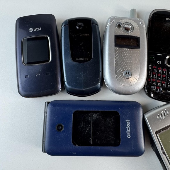 Mixed Brands Cell Phone Lot Bar QWERTY Parts Repair Untested AT&T Verizon - Picture 8 of 10